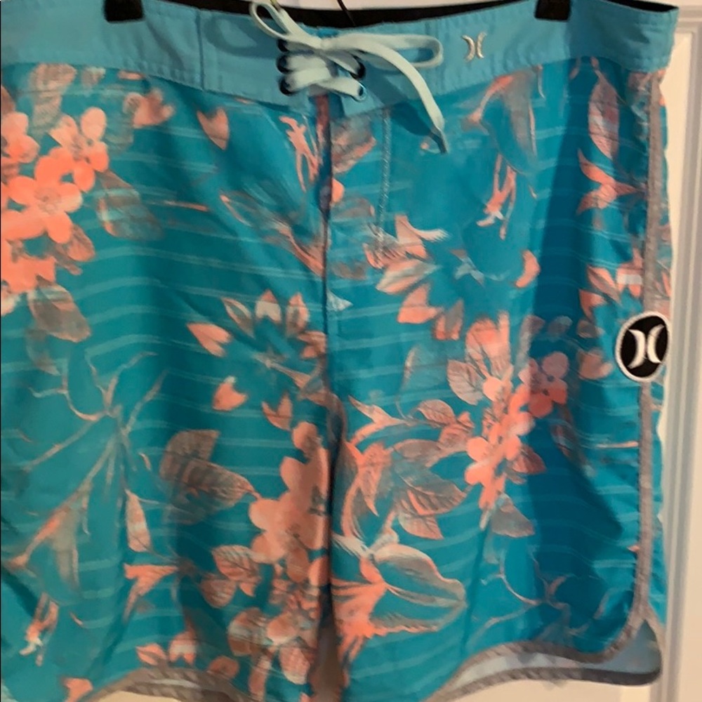 Hurley size 36 board shorts